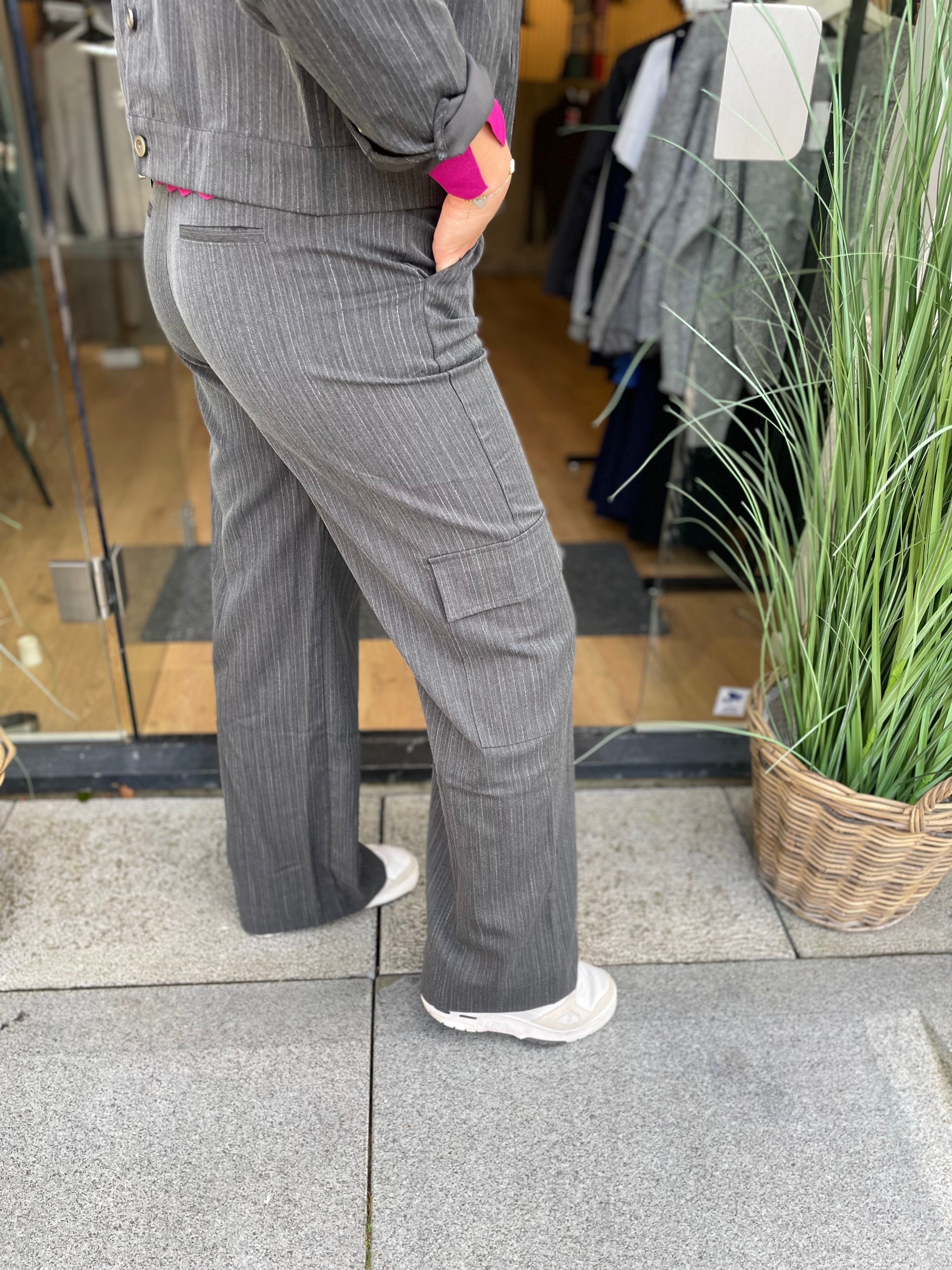 BROEK CARGO DONKER GRIJS C&S