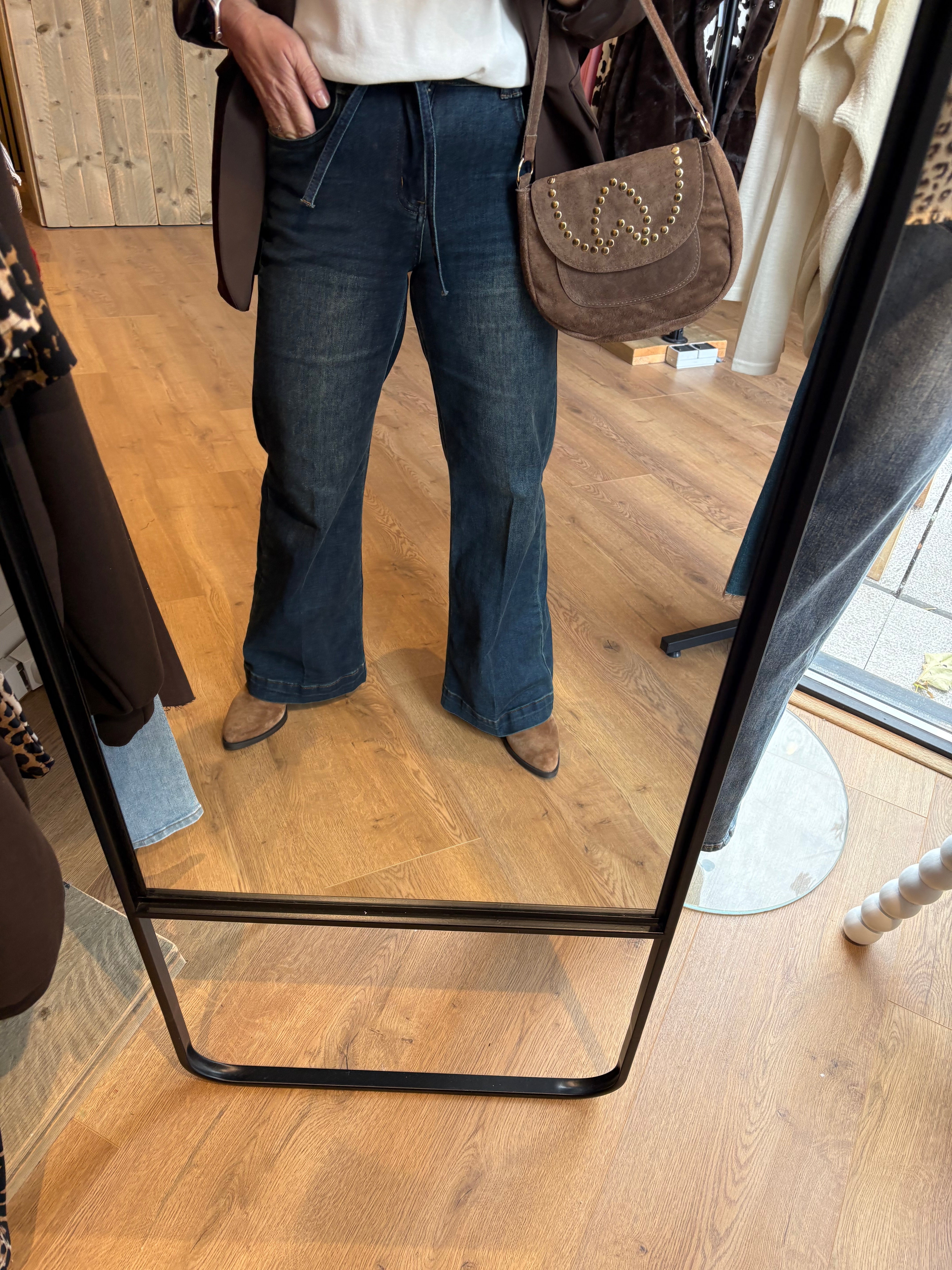 JEANS WIDE LEG KORTE LENGTE