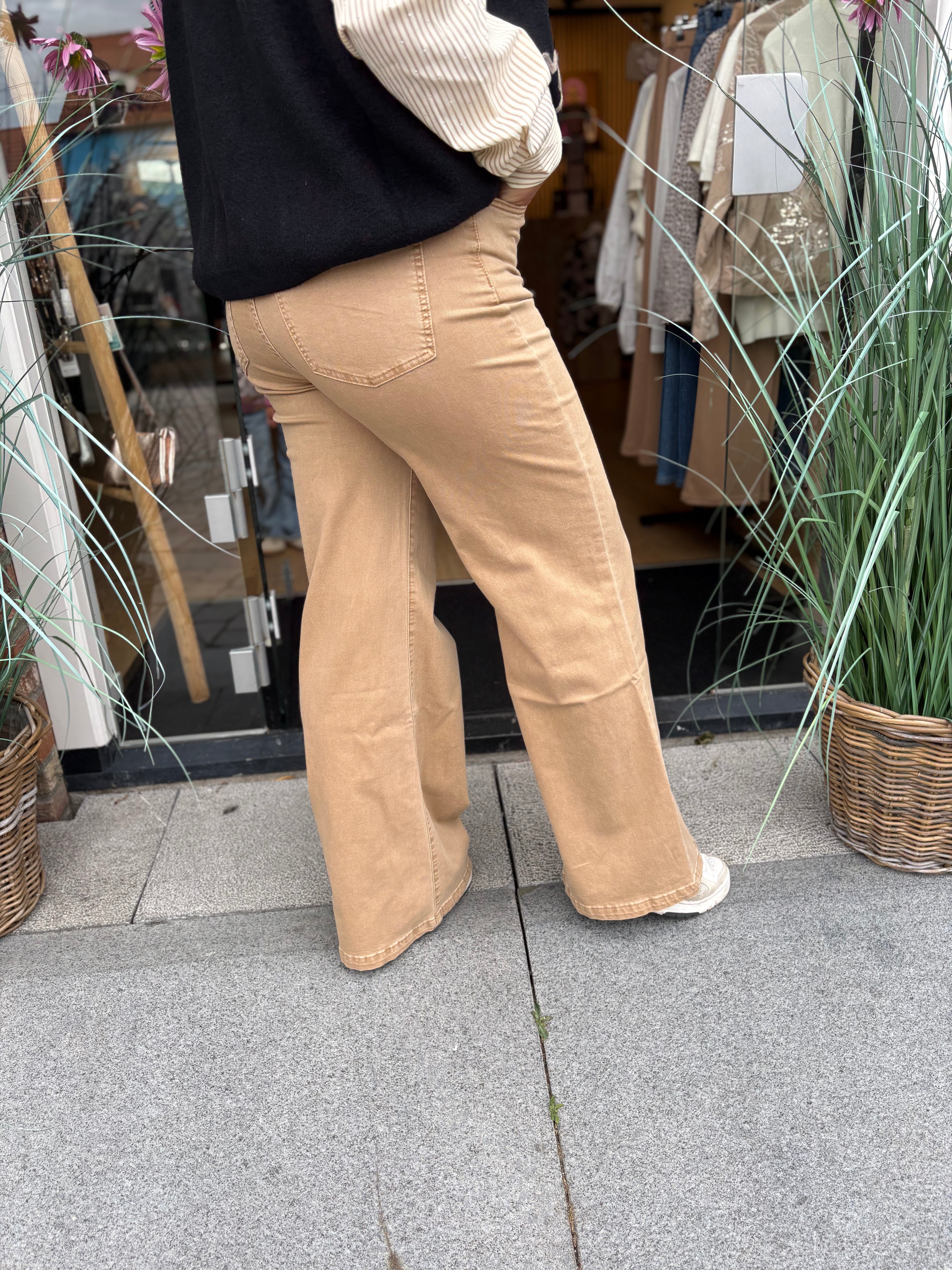 JEANS CS THE LABEL CAMEL