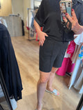 SHORT TRAVEL MATERIAAL
