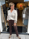 BROEK BRUIN CHINO