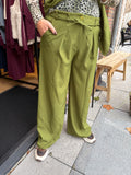 BROEK/PANTALON BRUIN OF OLIJF GROEN