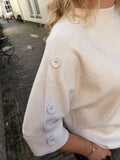 TRUI ONE SIZE MET KNOOP DETAIL