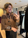 VESTEN/CAPE ZWART en CAMEL