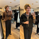 VESTEN/CAPE ZWART en CAMEL